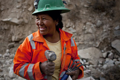 ©PATRICIO CROOKERFebruary 2016Mrs. Rosario Montalvo, a “payaquera” miner.
